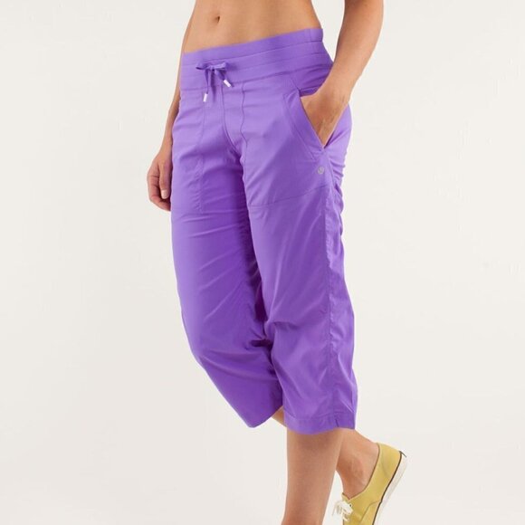 Lululemon Studio Crop *No Liner  Size 4 - Picture 4 of 8